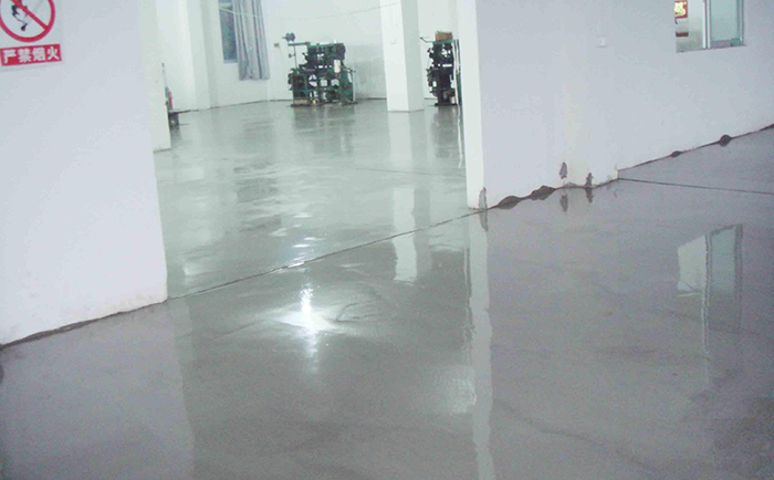 工廠自流平水泥地面圖片.png