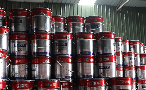 乳膠漆屬于水性涂料還是溶劑型涂料？